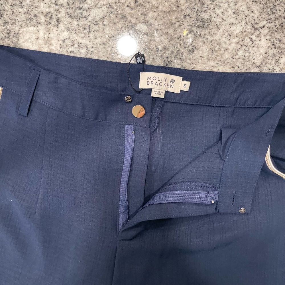 MOLLY BRACKEN HIGH WAIST SHORTS WITH SCALLOPED HEM